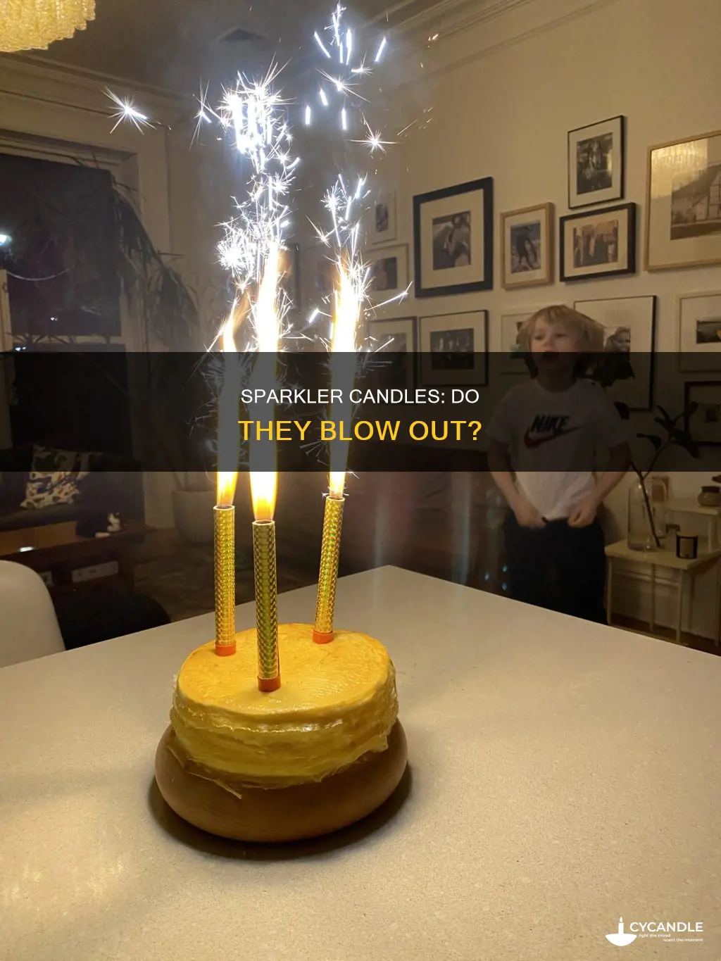 do sparkler candles blow out