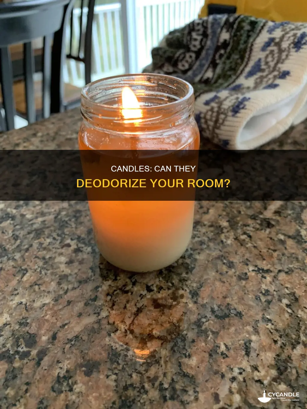 does a candle deodorize a room