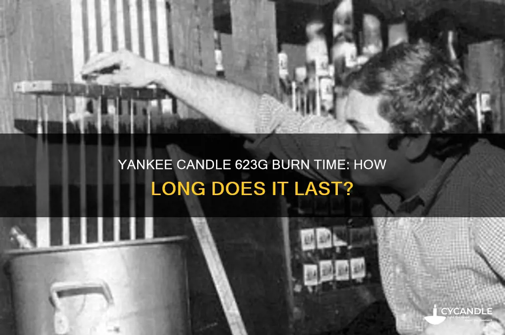 how long does a 623g yankee candle burn for