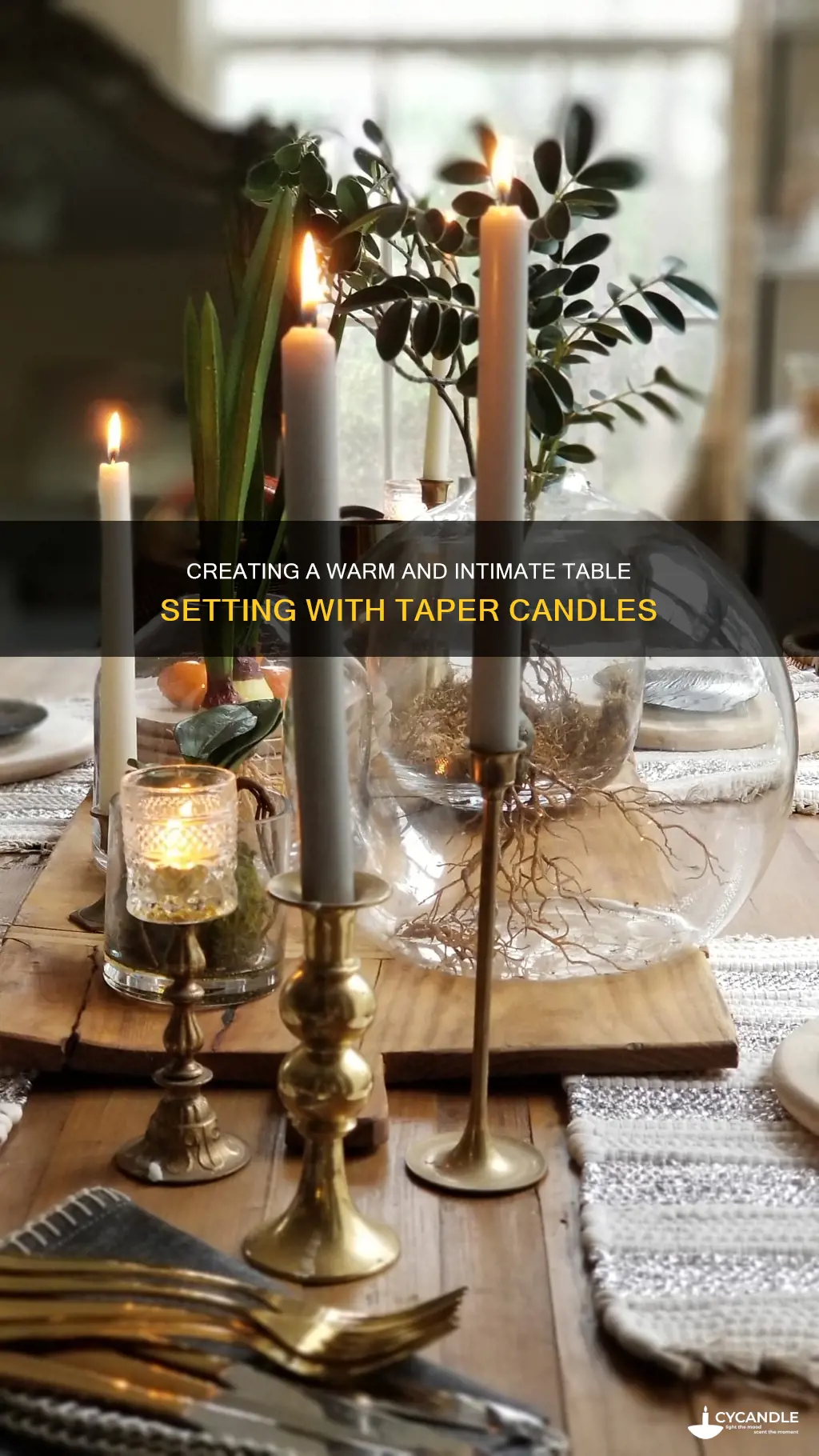 how many taper candles per table