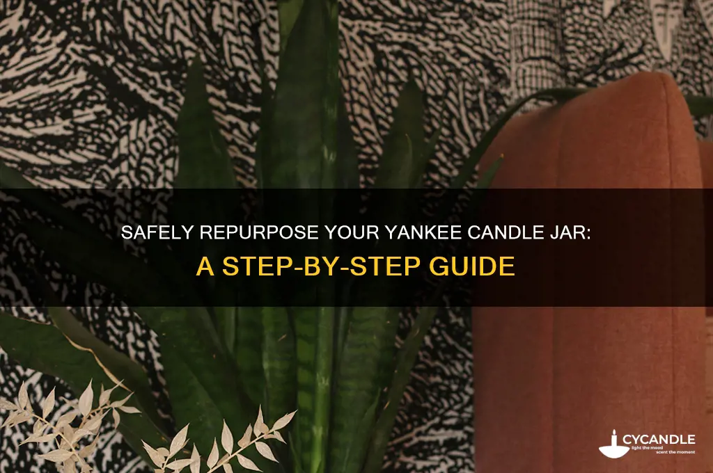 how to burn a yankee candle jar