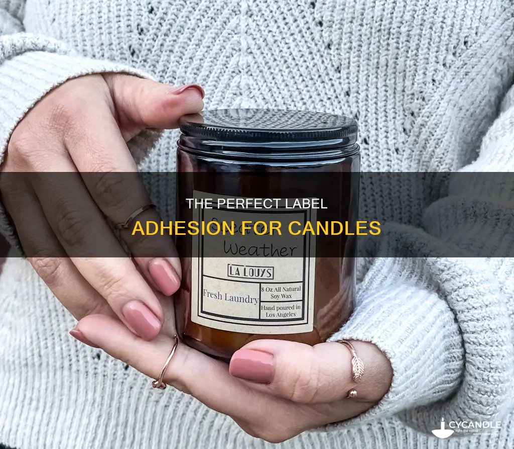how to stick a label on candle