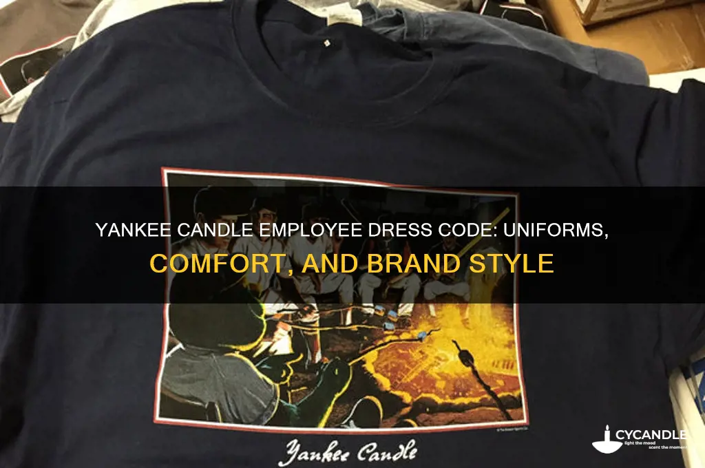 what do yankee candle employees wear