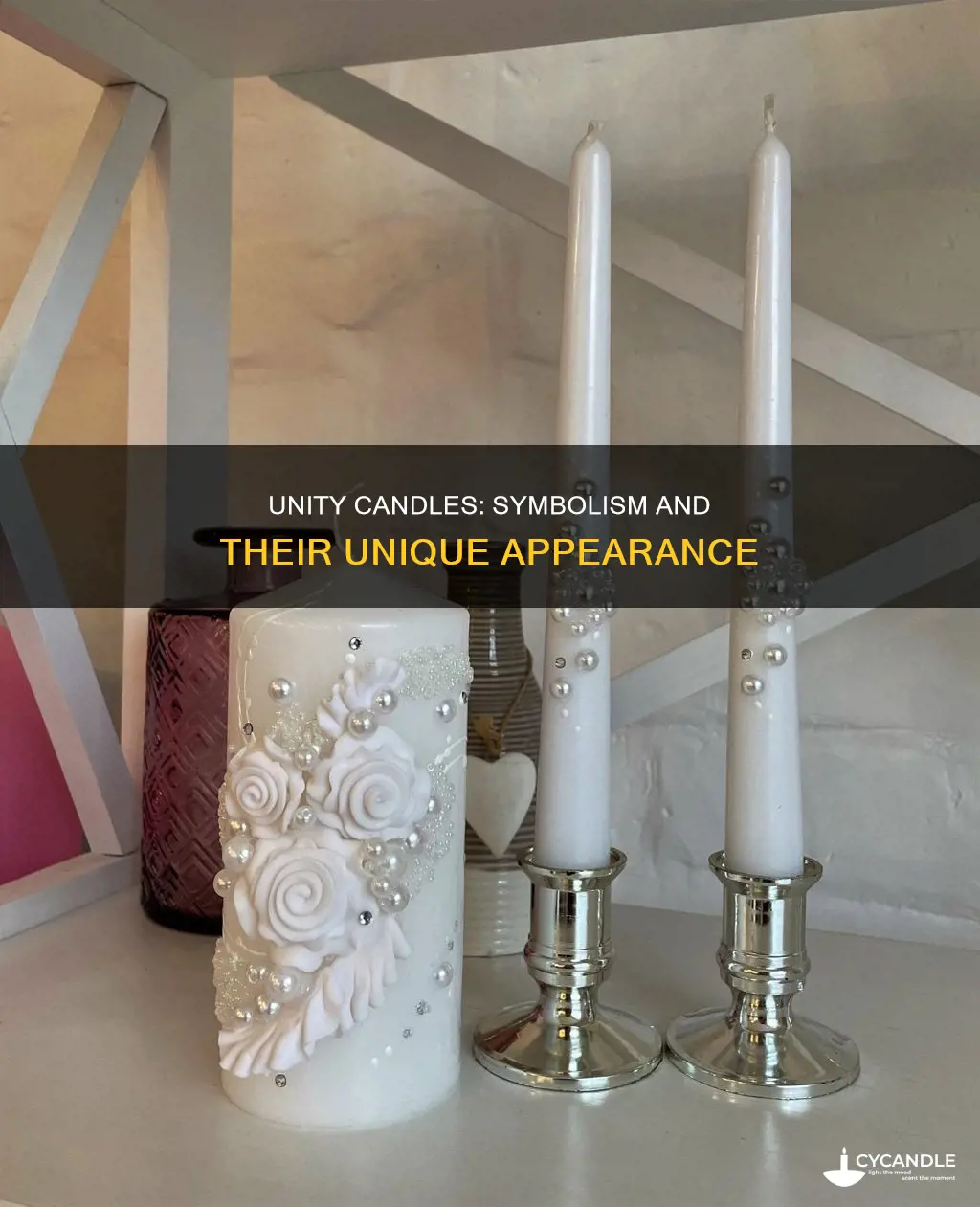 what does a unity candle look like
