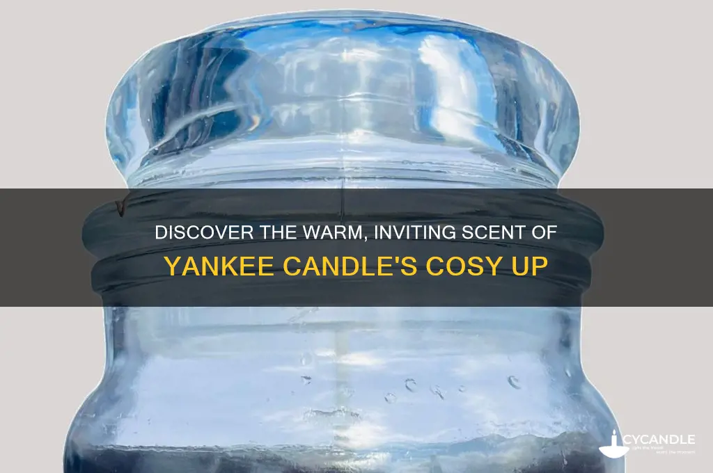 what does cosy up yankee candle smell like
